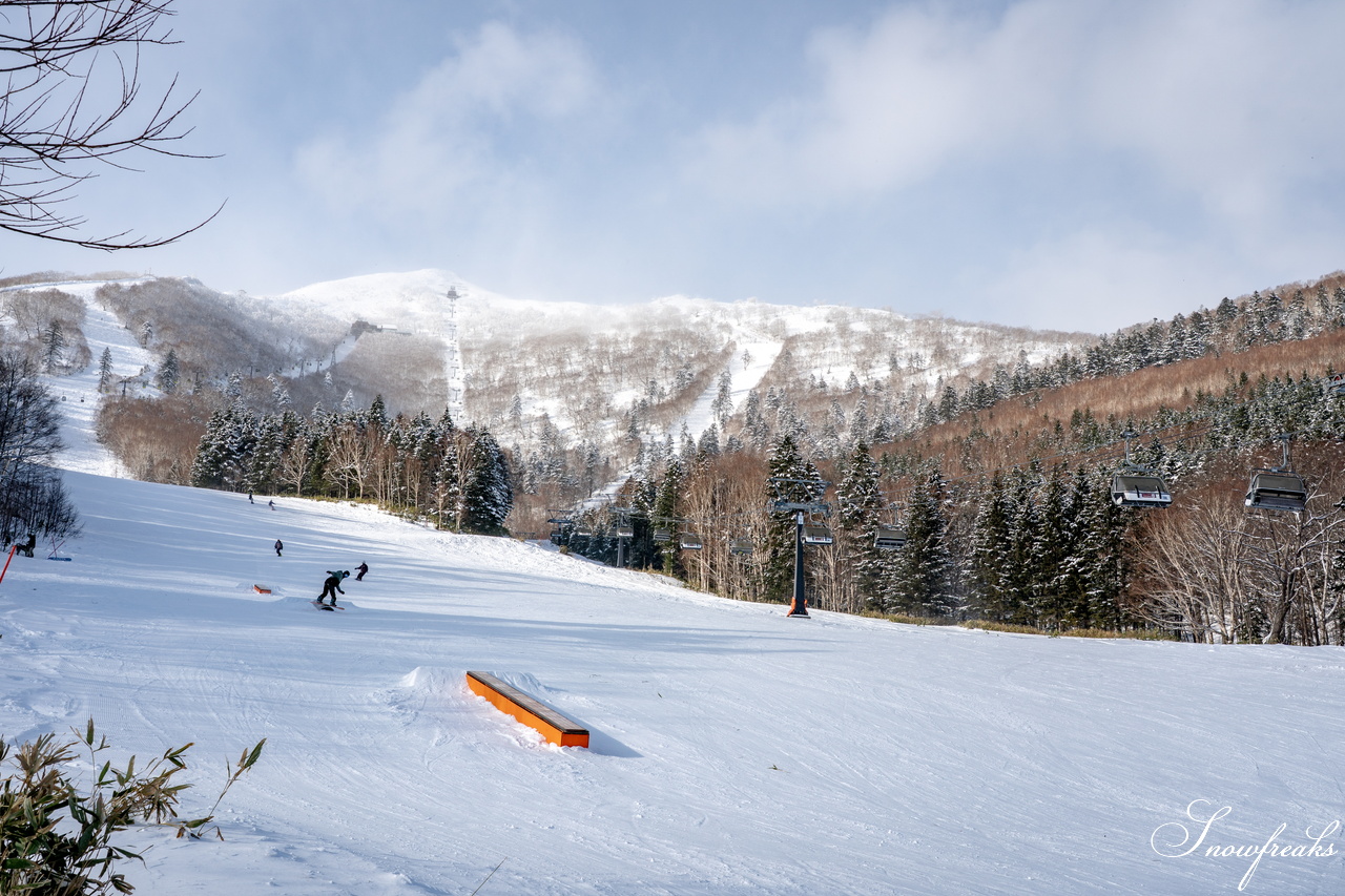 星野リゾート　トマム｜滑走後、時には夕方までまったりと。。。ちょっと贅沢な時間を過ごしてみてはいかがでしょう？新イベント『つきのdeアプレスキー』開催中！